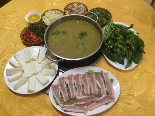 幸福一家人特色油茶餐馆 一碗油茶里的侗乡情长